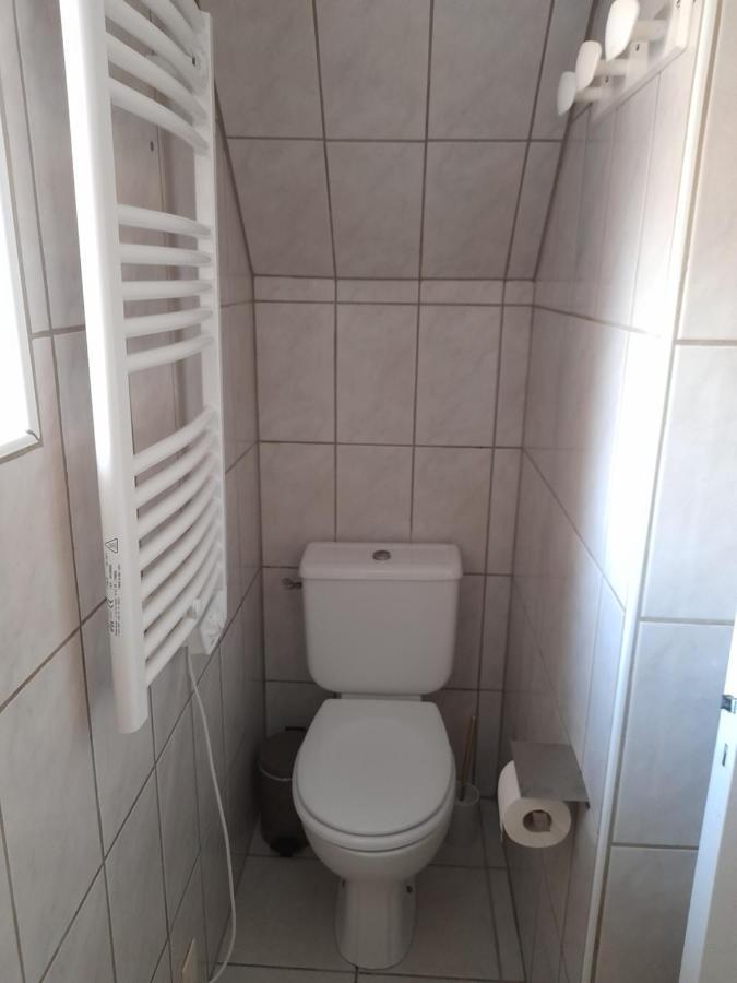 Апартаменти Le Duplex A Mimine Le Pin-en-Mauges Екстер'єр фото